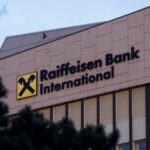 Центробанк РФ готується до виходу Raiffeisen Bank з ринку
