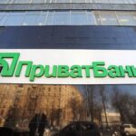 “ПриватБанк” знизив ціну долара: що з іншими валютами