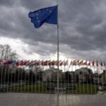 ЄС ухвалив запрошення України та Молдови до “роумінгового безвізу”