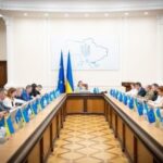 Кабмін збільшив виплати для окремих категорій українців — список
