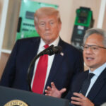 CEO Nvidia Дженсен Хуанг домовився з Трампом експортувати чипи в Китай. Як йому це вдалося?