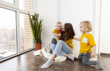 Новобудови стають популярнішими / Freepik квартира, мама, дети, вазон