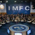 МВФ підштовхує Нацбанк до знецінення гривні — джерела