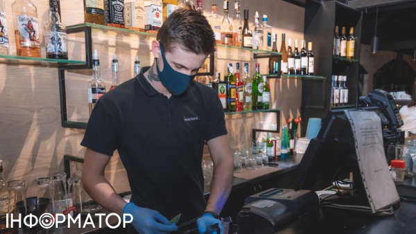 Бармен Фото: Інформатор