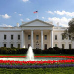 Трамп розглядає нові обмеження щодо Москви.