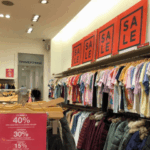 Російська роздрібна торгівля зазнала нищівного падіння — що стало причиною?