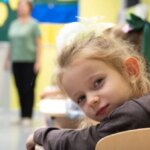 Блекаути та навчання: МОН бачить ризики для школярів через зміни графіку.