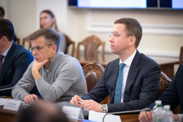 Антикризовий штаб, Фото: Кабмін Антикризовий штаб, Фото: Кабмін