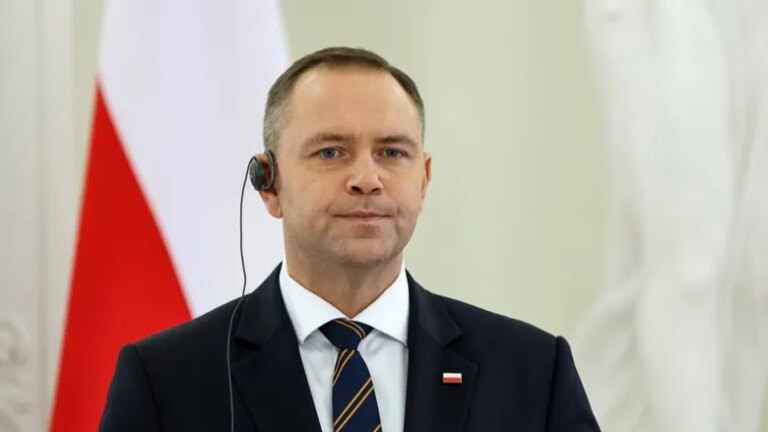 Skandal w Polsce: Prezydent Nawrocki zawetował udział kraju w programie SAFE 5 Skandal w Polsce: Prezydent Nawrocki zawetował udział kraju w programie SAFE 5