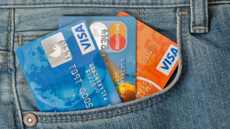 The Guardian: У Великій Британії планують розробити конкурента Visa та Mastercard, через побоювання дій Трампа 3