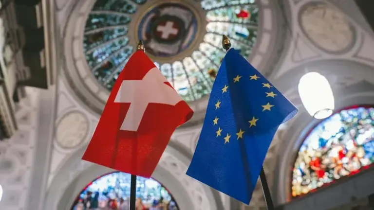 Швейцарський банк закрили через звинувачення США у відмиванні коштів для Медведчука та Курченка 9 Швейцарський банк закрили через звинувачення США у відмиванні коштів для Медведчука та Курченка 8