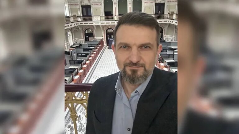 Новий топ-менеджер фінтех-компанії NovaPay залишає посаду: відпрацював всього шість місяців 10 Новий топ-менеджер фінтех-компанії NovaPay залишає посаду: відпрацював всього шість місяців 9