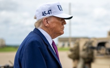 Головна 25 Трамп має намір продовжити дозвіл на придбання російської…