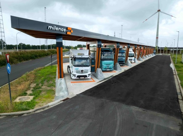 Розкрий потенціал застосунку: завантаж нове оновлення вже сьогодні 8 Розкрий потенціал застосунку: завантаж нове оновлення вже сьогодні 6