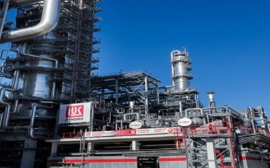 Головна 27 Росія втратила чверть потужностей нафтопереробки через удари українських…