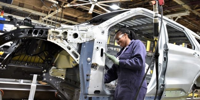 Головна 23 Ford прискорює розробку електромобілів, готуючи революційне оновлення