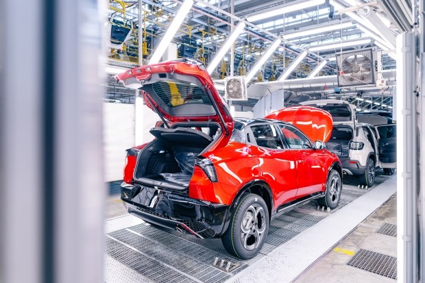 Stellantis готує до прем'єри новий електричний B-SUV 8 Fiat 600