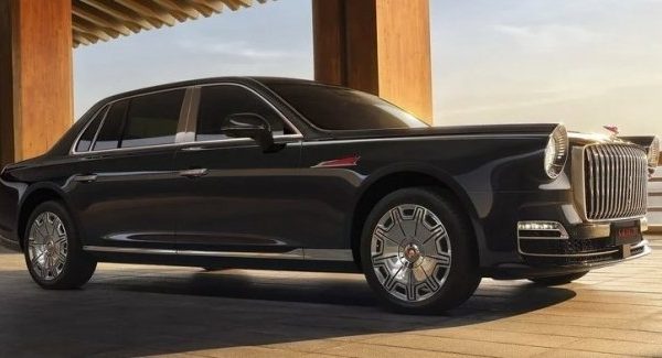 Застосунок Golden Sunflower: отримуйте ексклюзивні новини Rolls-Royce
