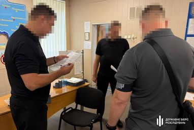 Державне бюро розслідувань проводить обшуки у понад ста територіальних центрах комплектування та соціальної підтримки по всій Україні.