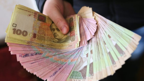 Уряд впровадив систему фінансування послуг зі супроводжуваного проживання, де кошти прямують за особою. 17 Уряд впровадив систему фінансування послуг зі супроводжуваного проживання, де кошти прямують за особою. 17