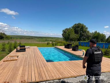 На Одещині 83 бійці споруджували житло для командира військової частини (ілюстрації)