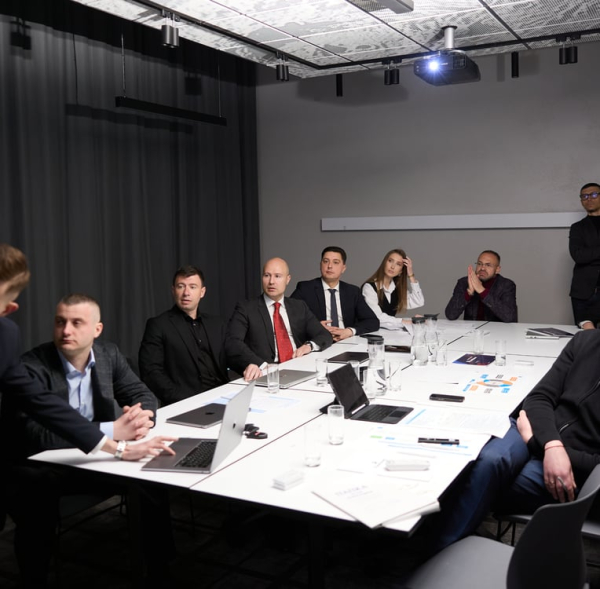 Відбудова України: парадокси та стратегії 10 Відбудова України: парадокси та стратегії 10