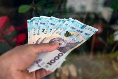 З 2027 року зарплати працівників сфери культури зростуть на 70% 8
