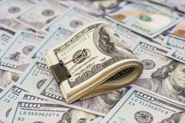 Російські магнати переказують мільярди доларів за кордон, боячись арешту активів 18 Російські магнати переказують мільярди доларів за кордон, боячись арешту активів 18