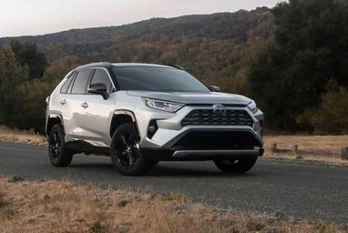 Гібридні автівки здобувають дедалі більшу прихильність серед українських водіїв: ось найзатребуваніші варіанти. 13 Гібридні автівки здобувають дедалі більшу прихильність серед українських водіїв: ось найзатребуваніші варіанти. 13