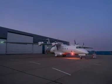 У Сполучених Штатах проведуть випробування найбільшого у світі електролітака 15
