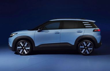 Volkswagen показав найдешевший електричний кросовер (з фото та відео) 6 Volkswagen показав найдешевший електричний кросовер (з фото та відео) 6