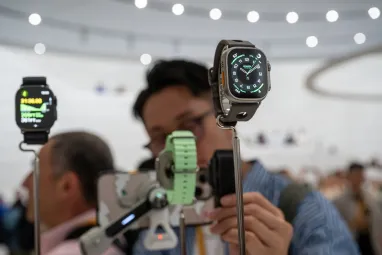 Apple планує кардинально переглянути Apple Watch