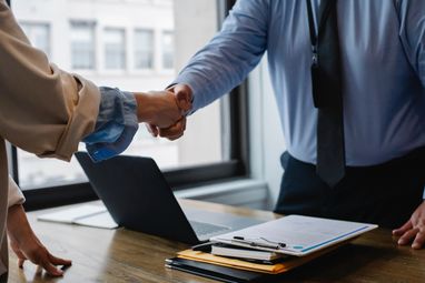 Компанії можуть реорганізувати свої боргові зобов’язання до офіційного оголошення про неплатоспроможність — що важливо пам’ятати