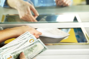 Гривня демонструє стійкість: ICU прогнозує курс валюти 6 Гривня демонструє стійкість: ICU прогнозує курс валюти 6