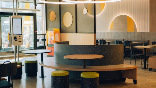 Головна 43 McDonald’s відчинив третій заклад у Рівному