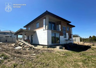 У Волинській області чиновник “Укрзалізниці” направив 17 співробітників на будівництво власного помешкання.