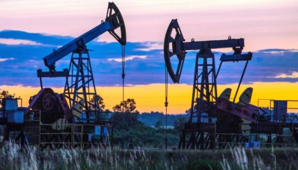 Нафта дешевшає через прогнози щодо зниження глобального попиту цього року. 13 Нафта дешевшає через прогнози щодо зниження глобального попиту цього року. 13
