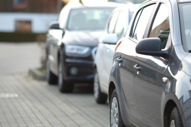 Де заборонено залишати автівку на подвір’ї багатоквартирного будинку
