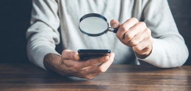 Податкова служба виявлятиме приховані бізнес-операції в соціальних мережах.