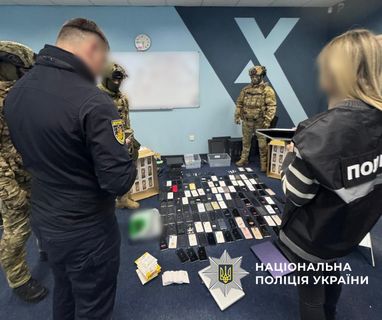 Правоохоронці виявили керівника мережі криптошахраїв Money 24/7