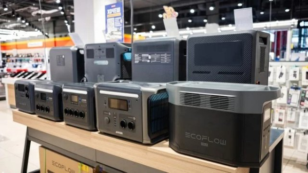 Електрозарядні станції в “Епіцентрі” показали зростання продажів на 28%, а павербанки – на 44% після серії масованих обстрілів.