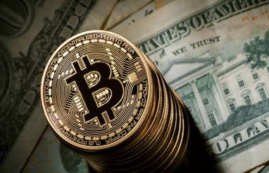 Який прибуток отримали ті, хто придбав Bitcoin десять років тому