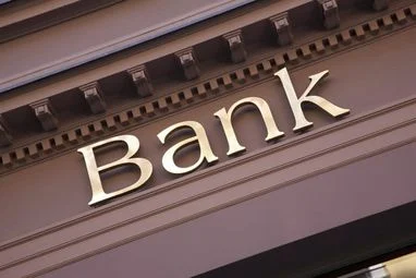 Фінансовій системі України стає дедалі важче — НБУ