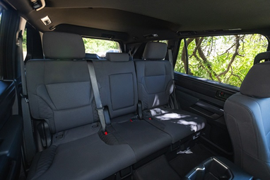 Toyota покращила свій позашляховик Sequoia (фото 12 Toyota покращила свій позашляховик Sequoia (фото 12