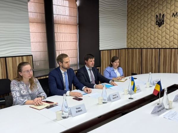 Україна і Румунія розширюватимуть альтернативні шляхи транспортування сільськогосподарської продукції. 5 Україна і Румунія розширюватимуть альтернативні шляхи транспортування сільськогосподарської продукції. 5
