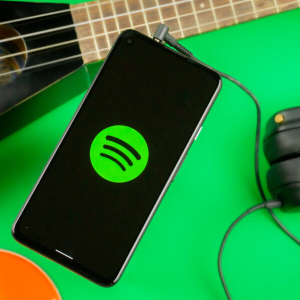 Spotify: Вирішено проблему спотворення статистики дітьми