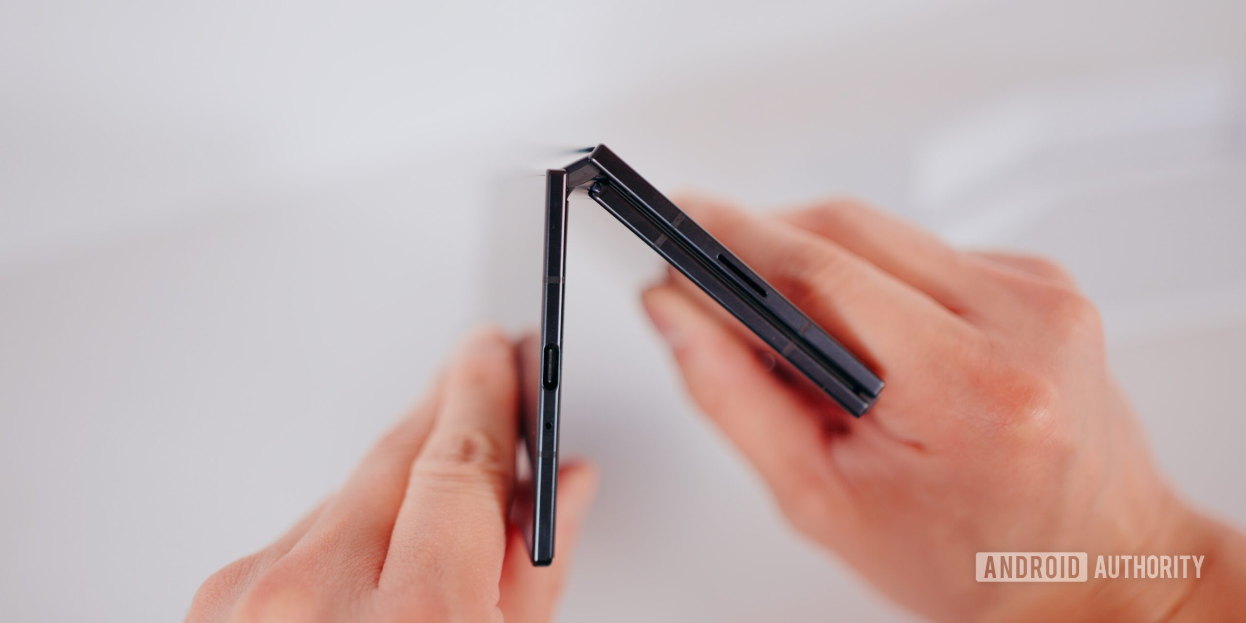 Samsung Galaxy Z TriFold: Майбутнє вже тут? 9