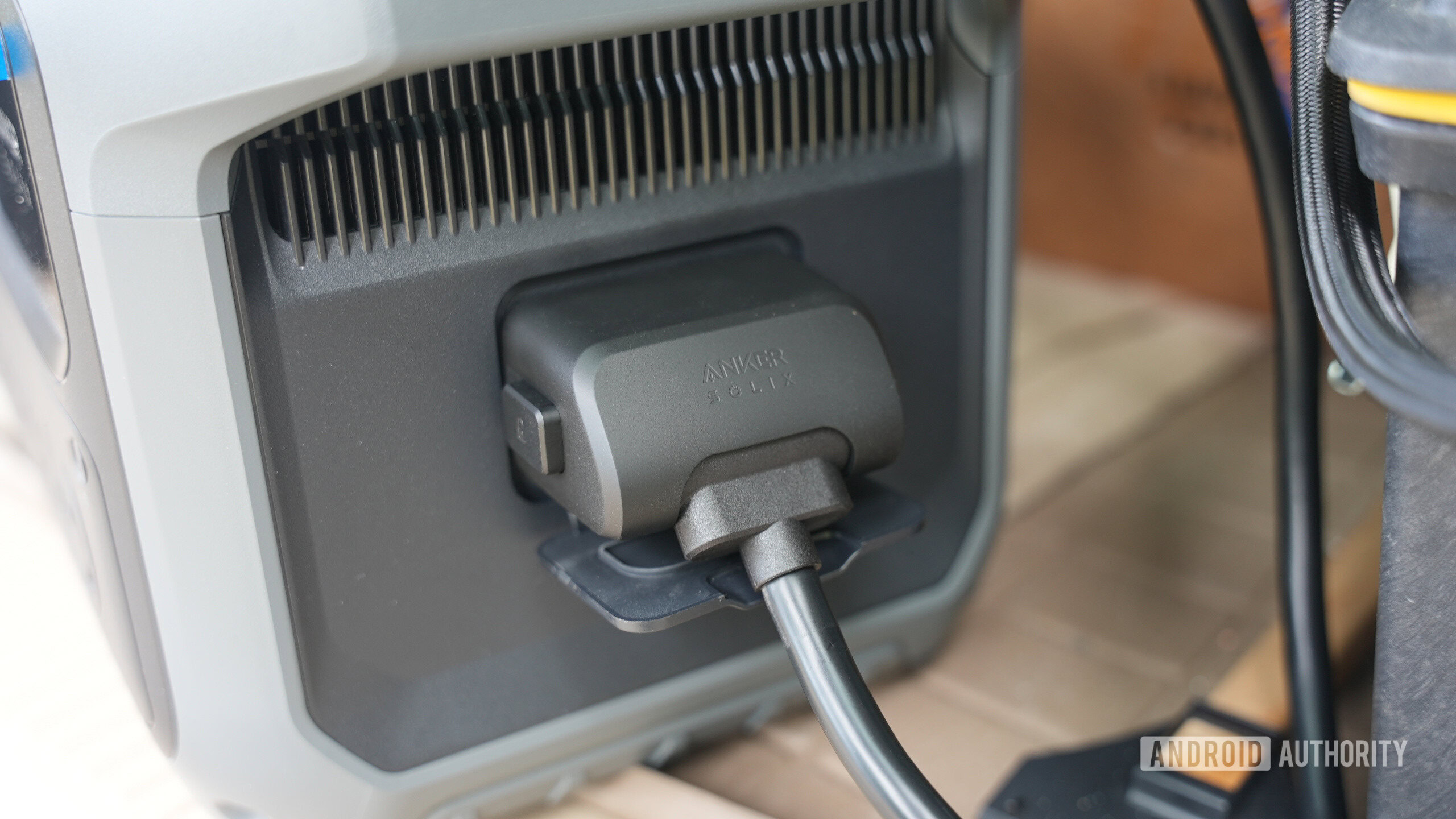 Anker SOLIX C2000 Gen 2: незамінна портативна станція 16