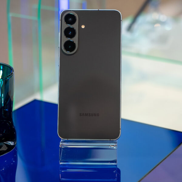 Samsung Galaxy S23 FE: дешевше $3 на місяць