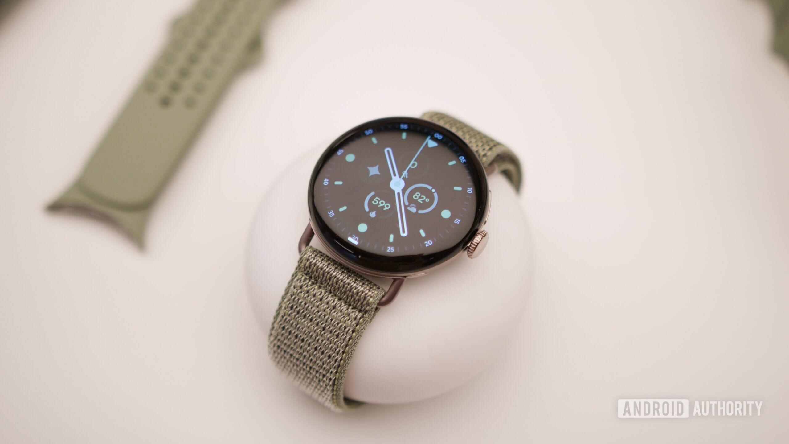 Pixel Watch 5: подвоєна пам'ять, батареї, Gemini 15